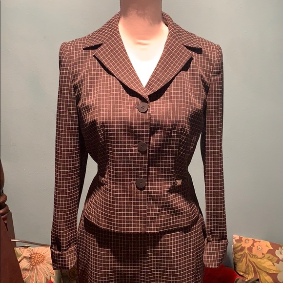 Georgiou Studio 2piece suit size 6 - Picture 4 of 8